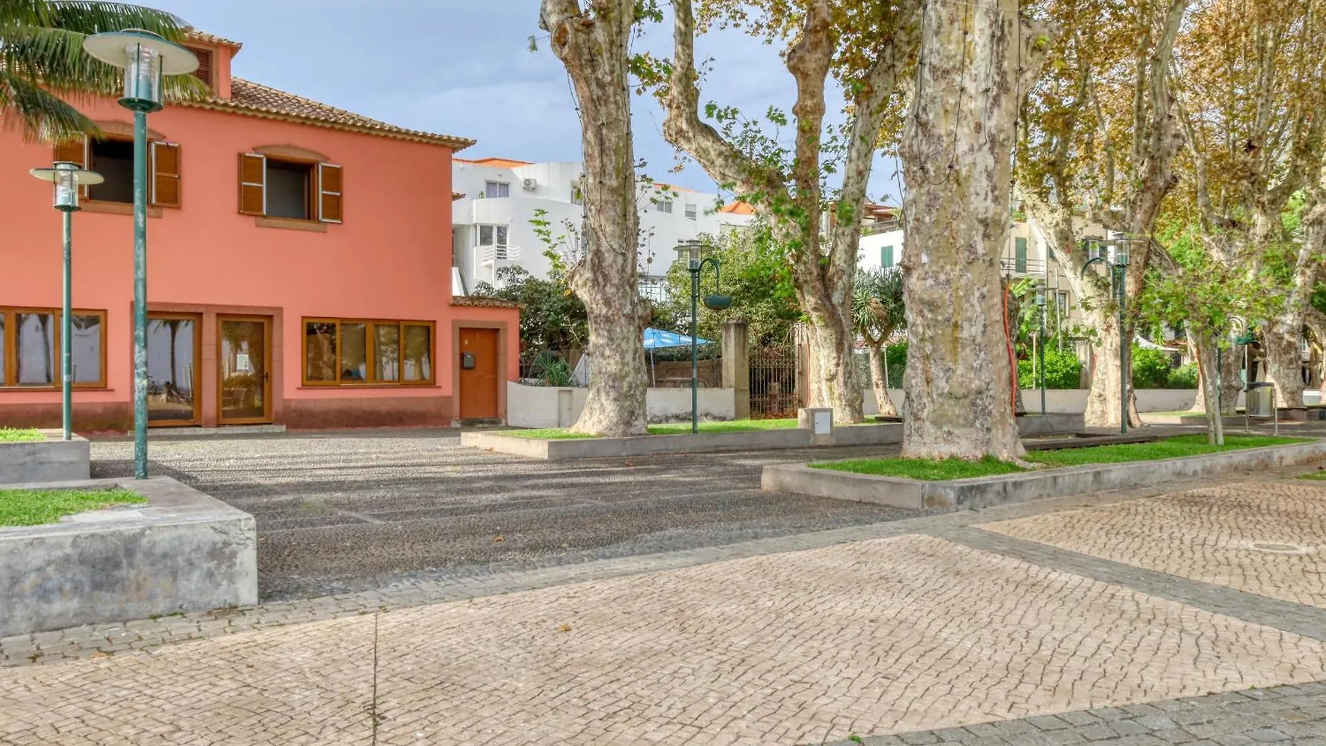 Ribas Machico, A Home In Madeira